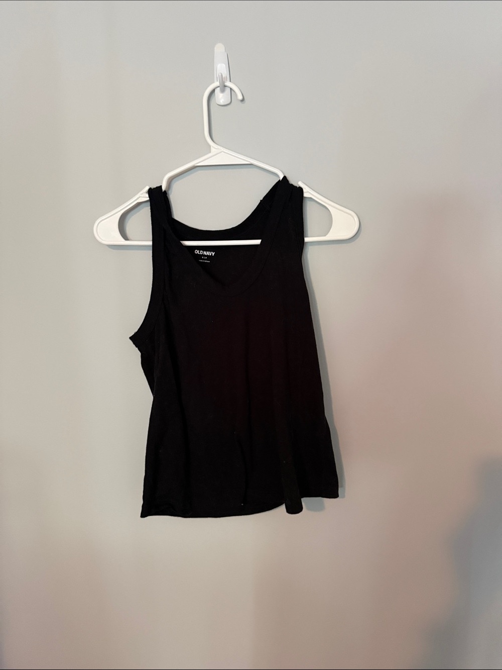 Old Navy Black Women's Tank Top - Scoop Neck